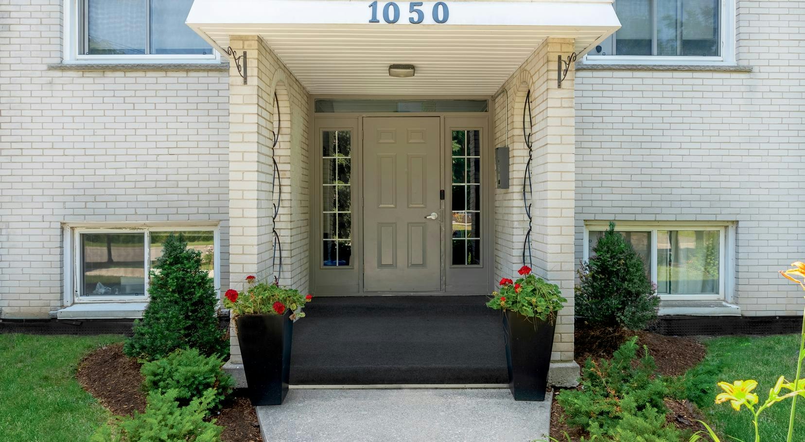 1050 Highland Street, Burlington, ON, L7R 3T9 - 4