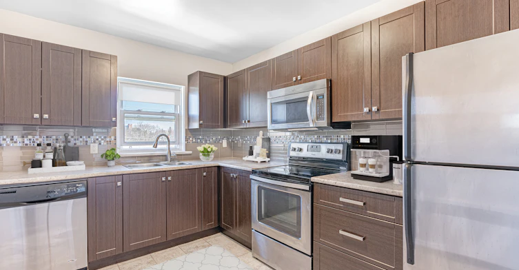 120 St Paul Avenue, Brantford, ON, N3T 4G2 - 4