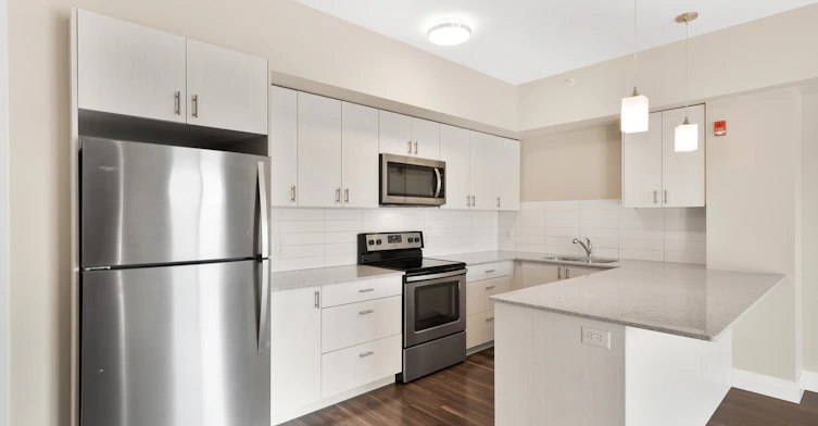 1355 Commissioners Road West, London, ON, N6K 0J4 - 3