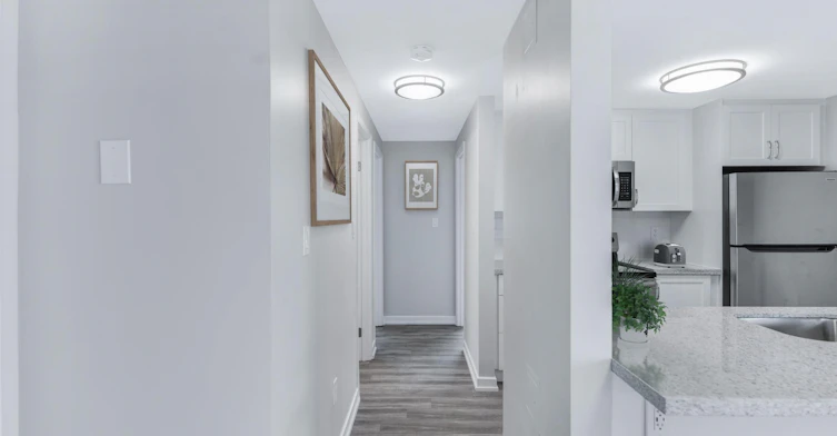 75 Paisley Boulevard W, Mississauga, ON, L5B 1E5 - 19