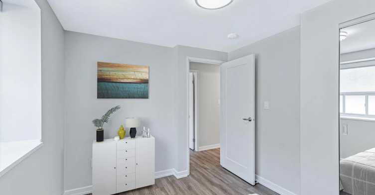 75 Paisley Boulevard W, Mississauga, ON, L5B 1E5 - 24