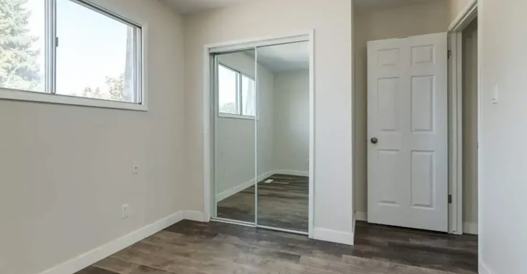 B-8 Greenbrook Crescent, Brooks, AB, T1R 0J7 - 6