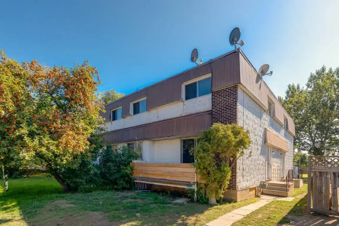 B-8 Greenbrook Crescent, Brooks, AB, T1R 0J7 - 9