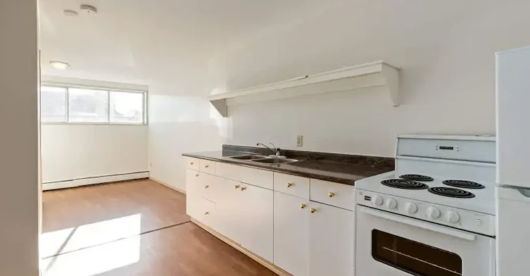 104-236 4 Street W, Brooks, AB, T1R 0B2 - 9