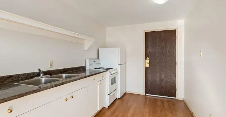 104-236 4 Street W, Brooks, AB, T1R 0B2 - 8