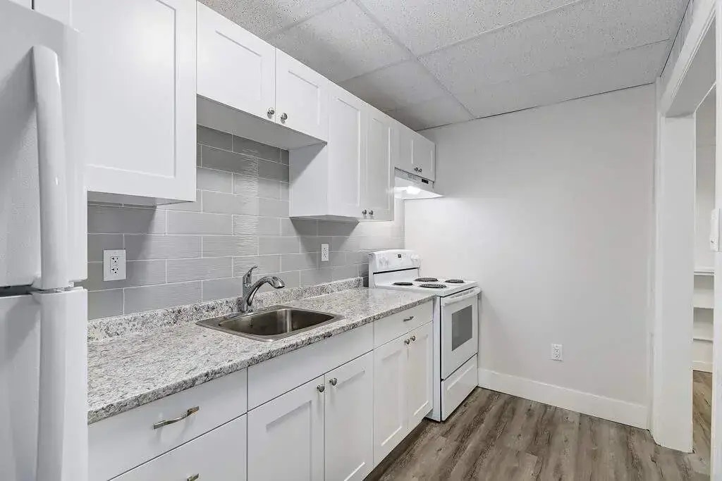 10-2024 14th Avenue, Regina, SK, S4P 0X5 - 7