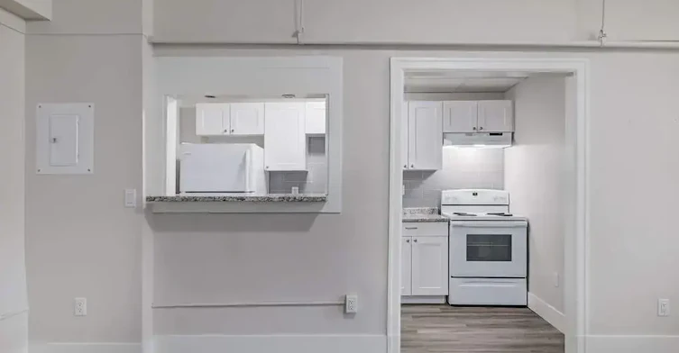 10-2024 14th Avenue, Regina, SK, S4P 0X5 - 6