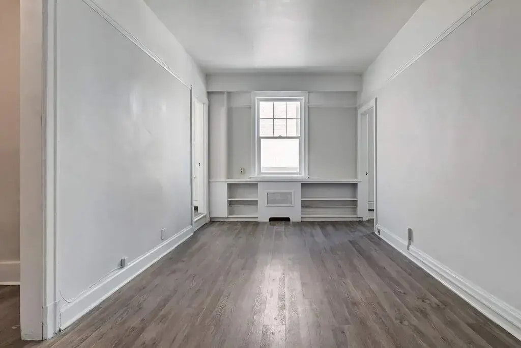 10-2024 14th Avenue, Regina, SK, S4P 0X5 - 11