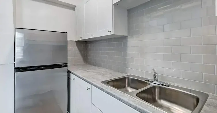 10-2024 14th Avenue, Regina, SK, S4P 0X5 - 15