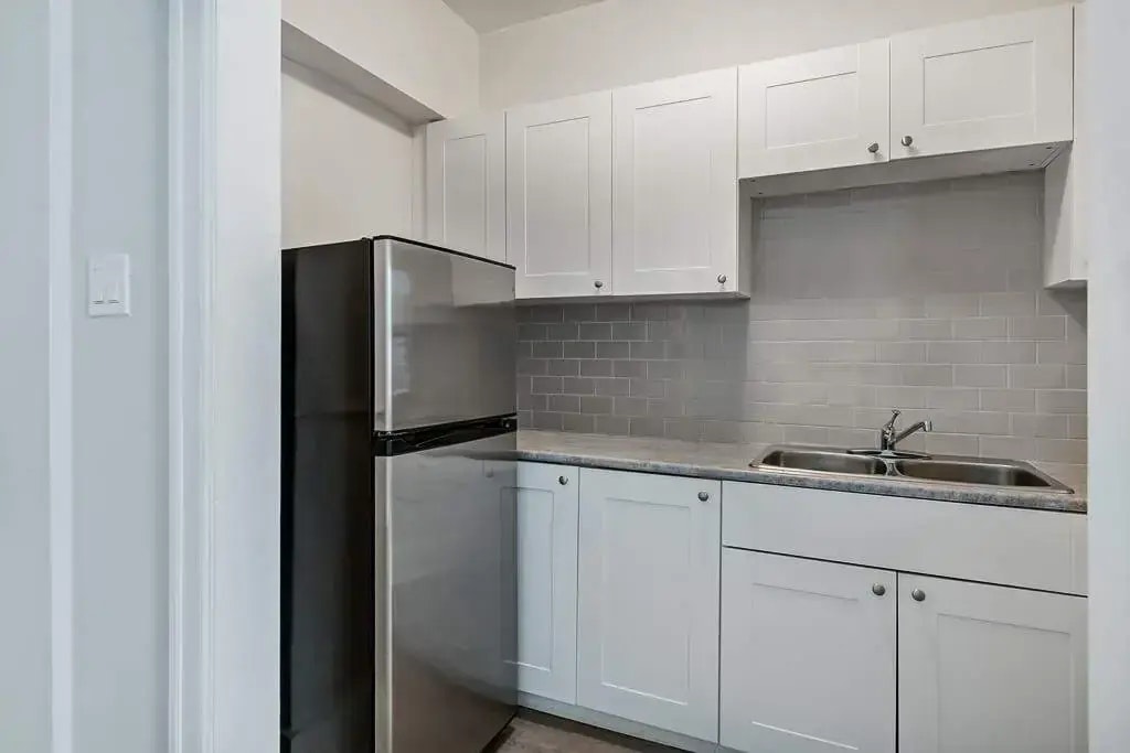 10-2024 14th Avenue, Regina, SK, S4P 0X5 - 14
