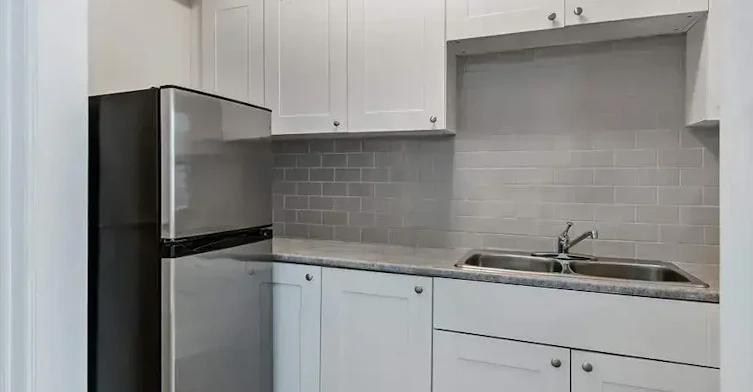 10-2024 14th Avenue, Regina, SK, S4P 0X5 - 14