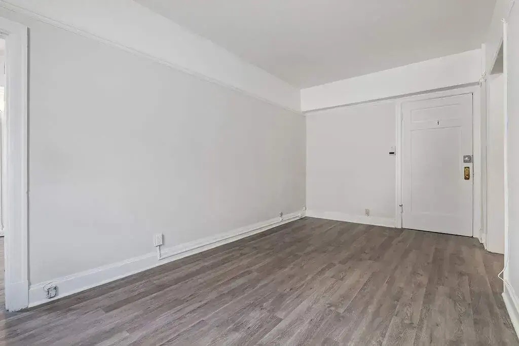 10-2024 14th Avenue, Regina, SK, S4P 0X5 - 23