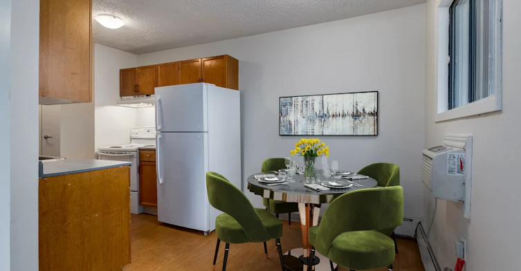 304-1454 Rae Street, Regina, SK, S4T 2C5 - 2