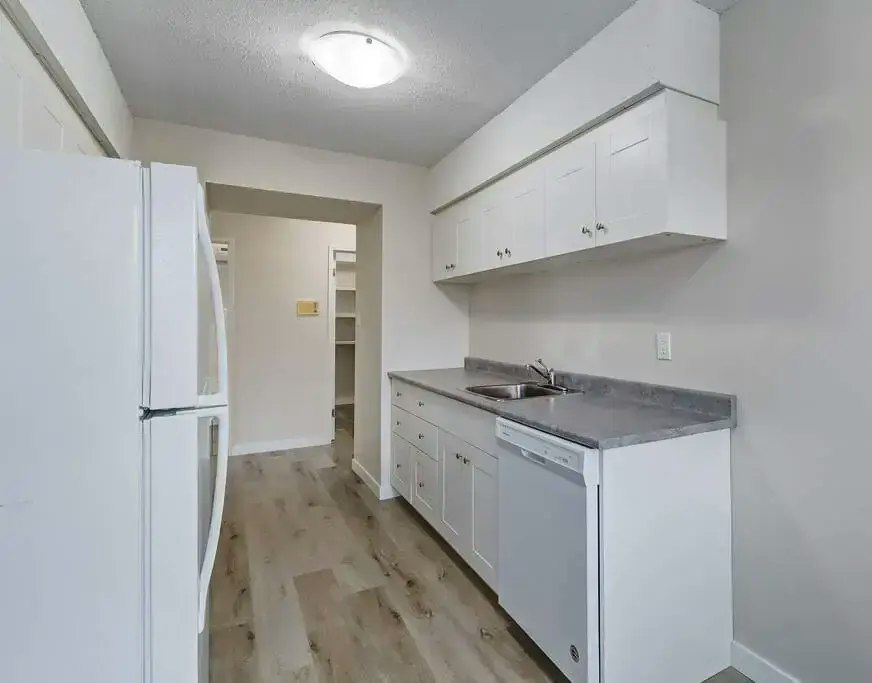 2-401 Central Avenue, Saskatoon, SK, S7N 2E9 - 5