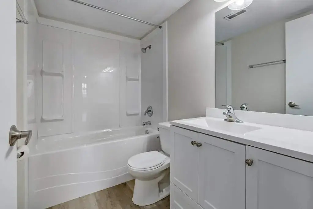 9-401 Central Avenue, Saskatoon, SK, S7N 2E9 - 6