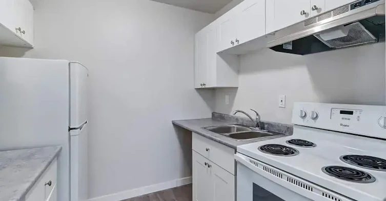 103-202 V Avenue S, Saskatoon, SK, S7M 3E3 - 4