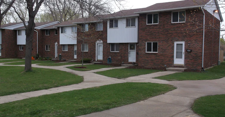 2992 Wildwood Drive, Windsor, ON, N8R 1Z5