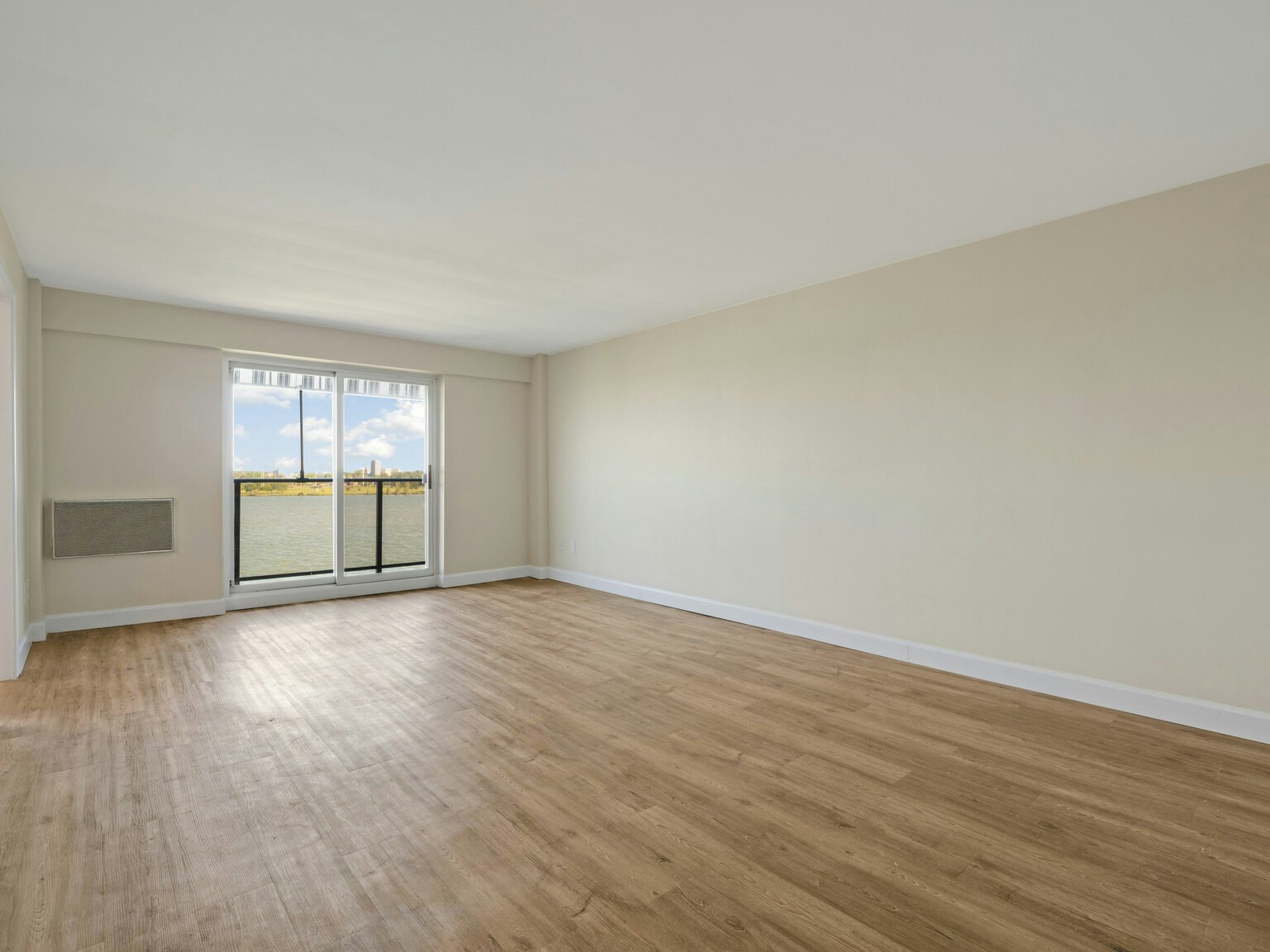 25-211 Buckingham Road, Windsor, ON, N8S 2C5 - 8