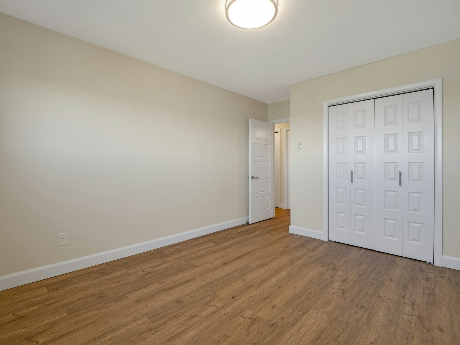 25-211 Buckingham Road, Windsor, ON, N8S 2C5 - 14