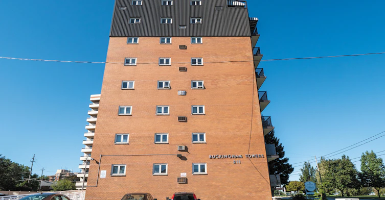 25-211 Buckingham Road, Windsor, ON, N8S 2C5 - 3