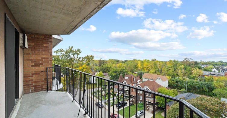 202-360 Caron Avenue, Windsor, ON, N9A 5B2 - 21
