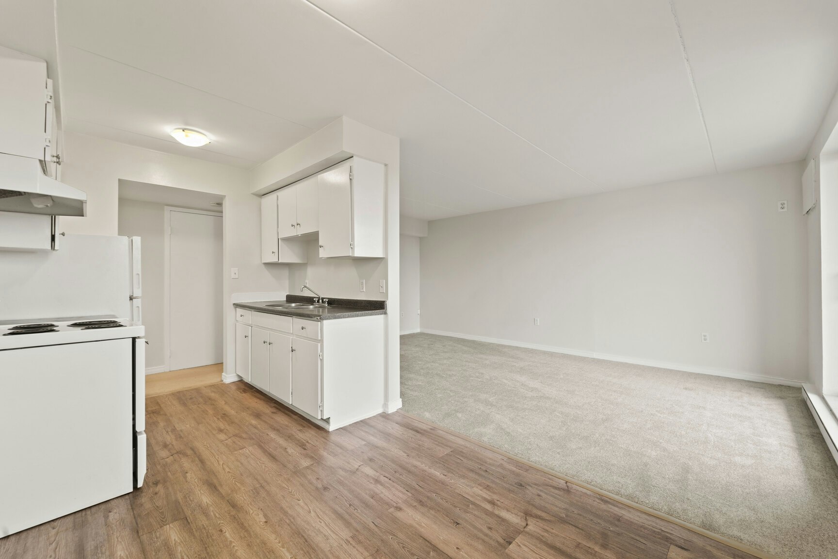 203-360 Caron Avenue, Windsor, ON, N9A 5B2 - 11