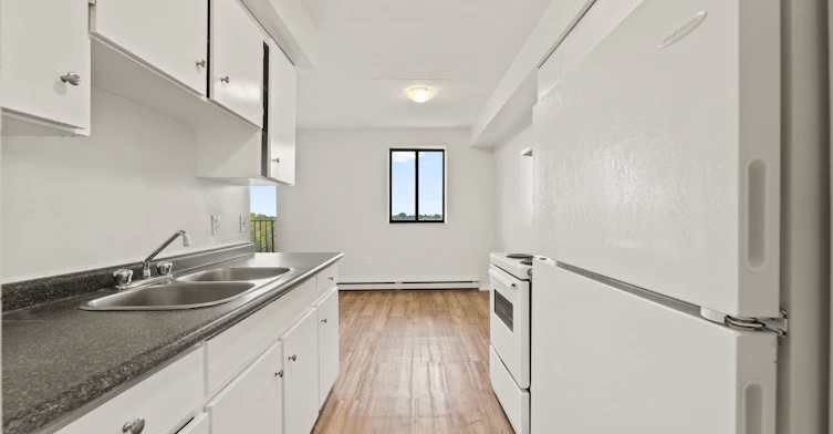 203-360 Caron Avenue, Windsor, ON, N9A 5B2 - 15