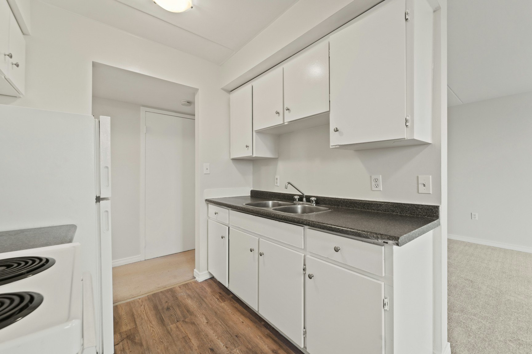 203-360 Caron Avenue, Windsor, ON, N9A 5B2 - 14