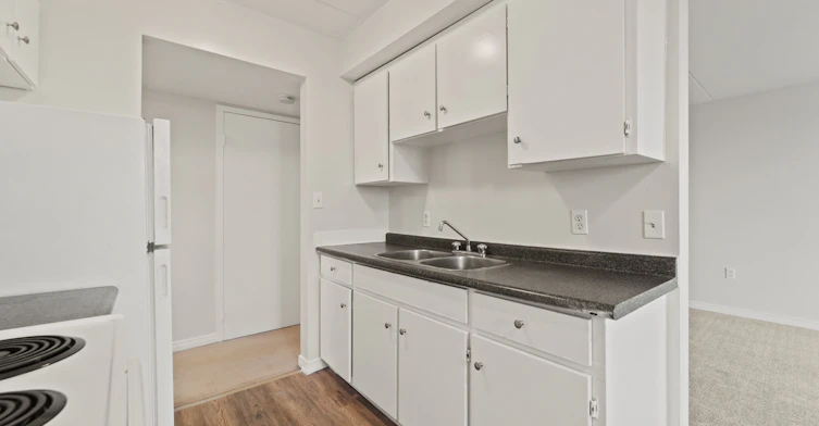 203-360 Caron Avenue, Windsor, ON, N9A 5B2 - 14