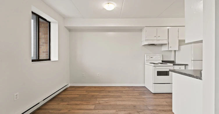 203-360 Caron Avenue, Windsor, ON, N9A 5B2 - 10