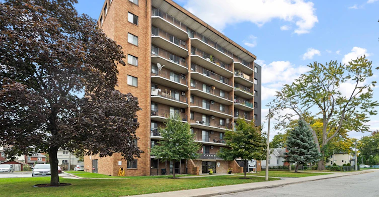 203-360 Caron Avenue, Windsor, ON, N9A 5B2 - 2