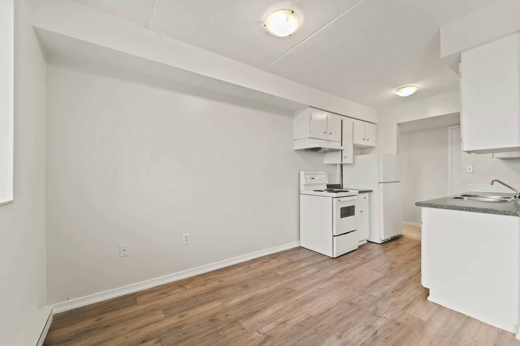 203-360 Caron Avenue, Windsor, ON, N9A 5B2 - 12