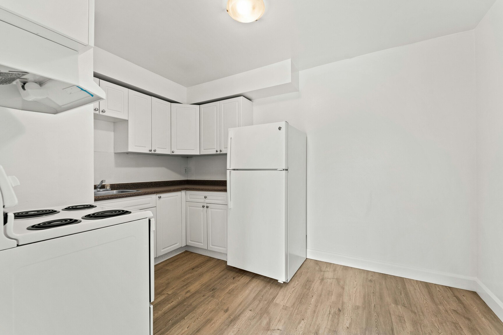 5407-207-5411 Empress Street, Windsor, ON, N8T 3B2 - 14