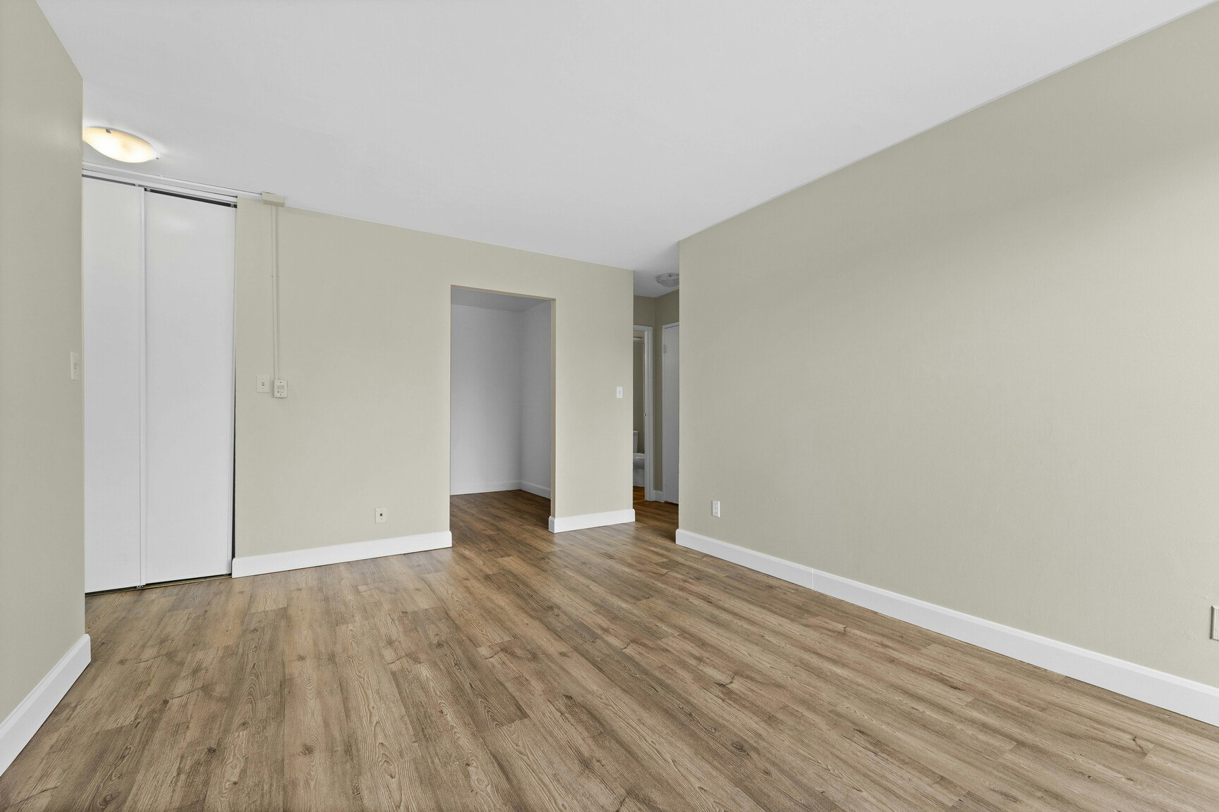5407-207-5411 Empress Street, Windsor, ON, N8T 3B2 - 9
