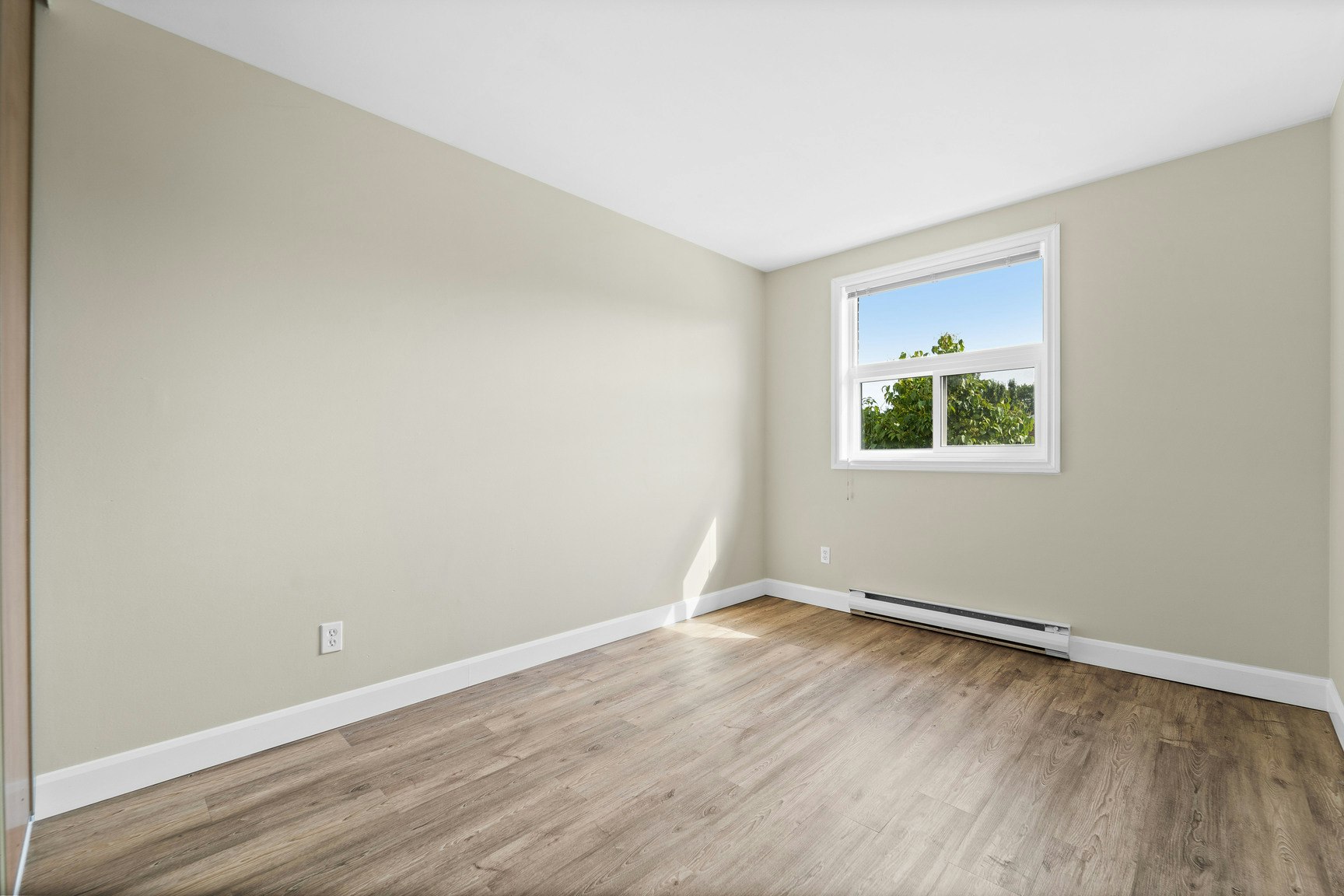 5407-207-5411 Empress Street, Windsor, ON, N8T 3B2 - 15