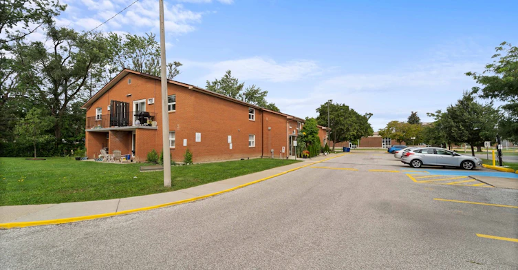 5407-207-5411 Empress Street, Windsor, ON, N8T 3B2 - 5