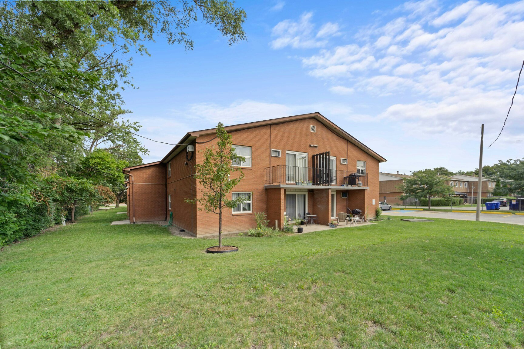5407-207-5411 Empress Street, Windsor, ON, N8T 3B2 - 2