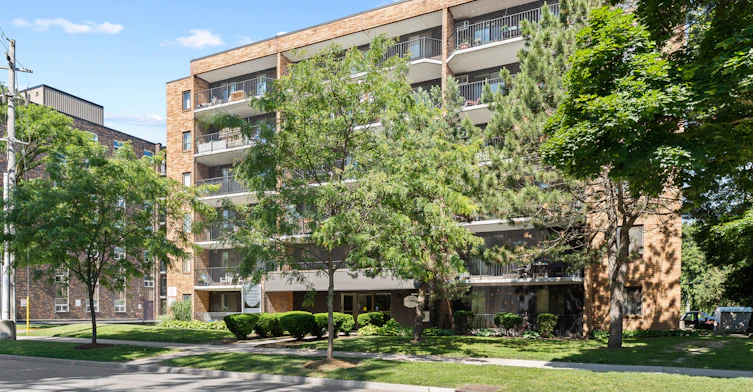 205-3576 Peter Street, Windsor, ON, N9C 1J5 - 4