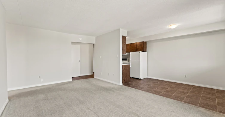 404-3576 Peter Street, Windsor, ON, N9C 1J5 - 15