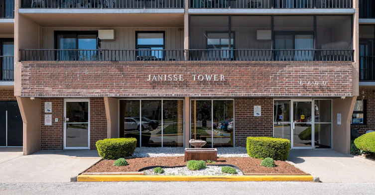 211-6600 Wyandotte Street E, Windsor, ON, N8S 4P7 - 3