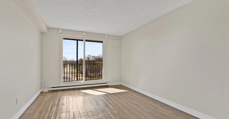 304-6600 Wyandotte Street E, Windsor, ON, N8S 4P7 - 6
