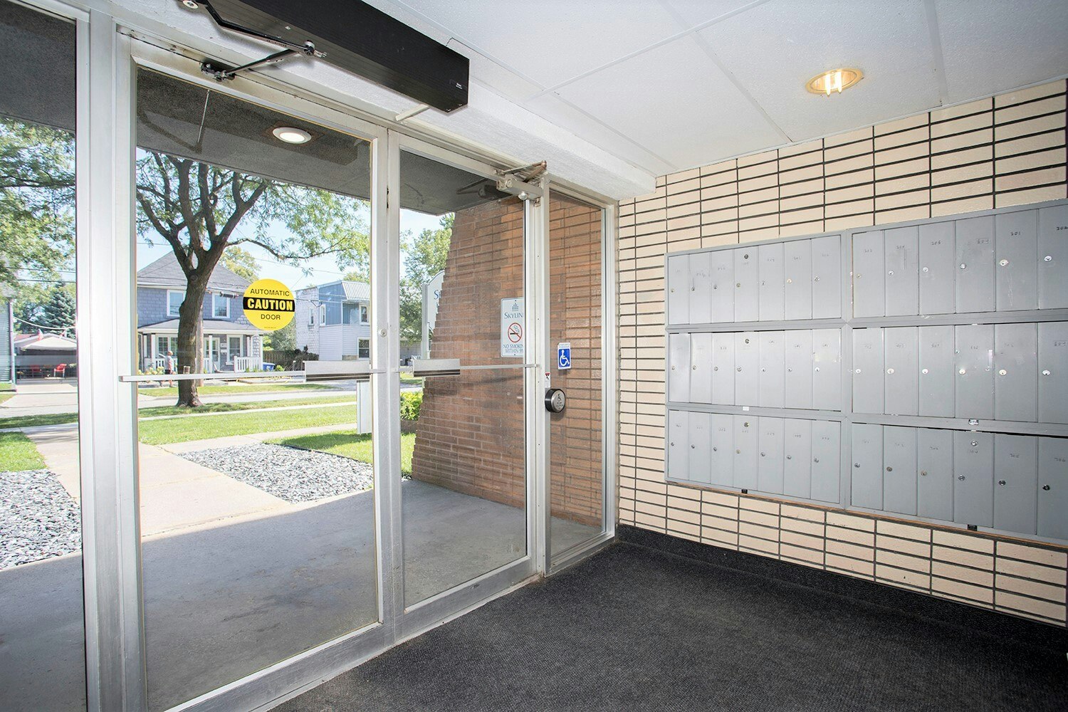 201-3410 Peter Street, Windsor, ON, N9C 1J3 - 4