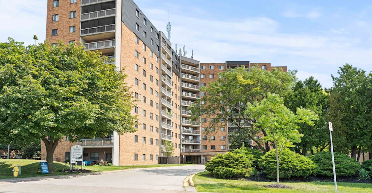 704-1330 Lauzon Road, Windsor, ON, N8S 4P6 - 2