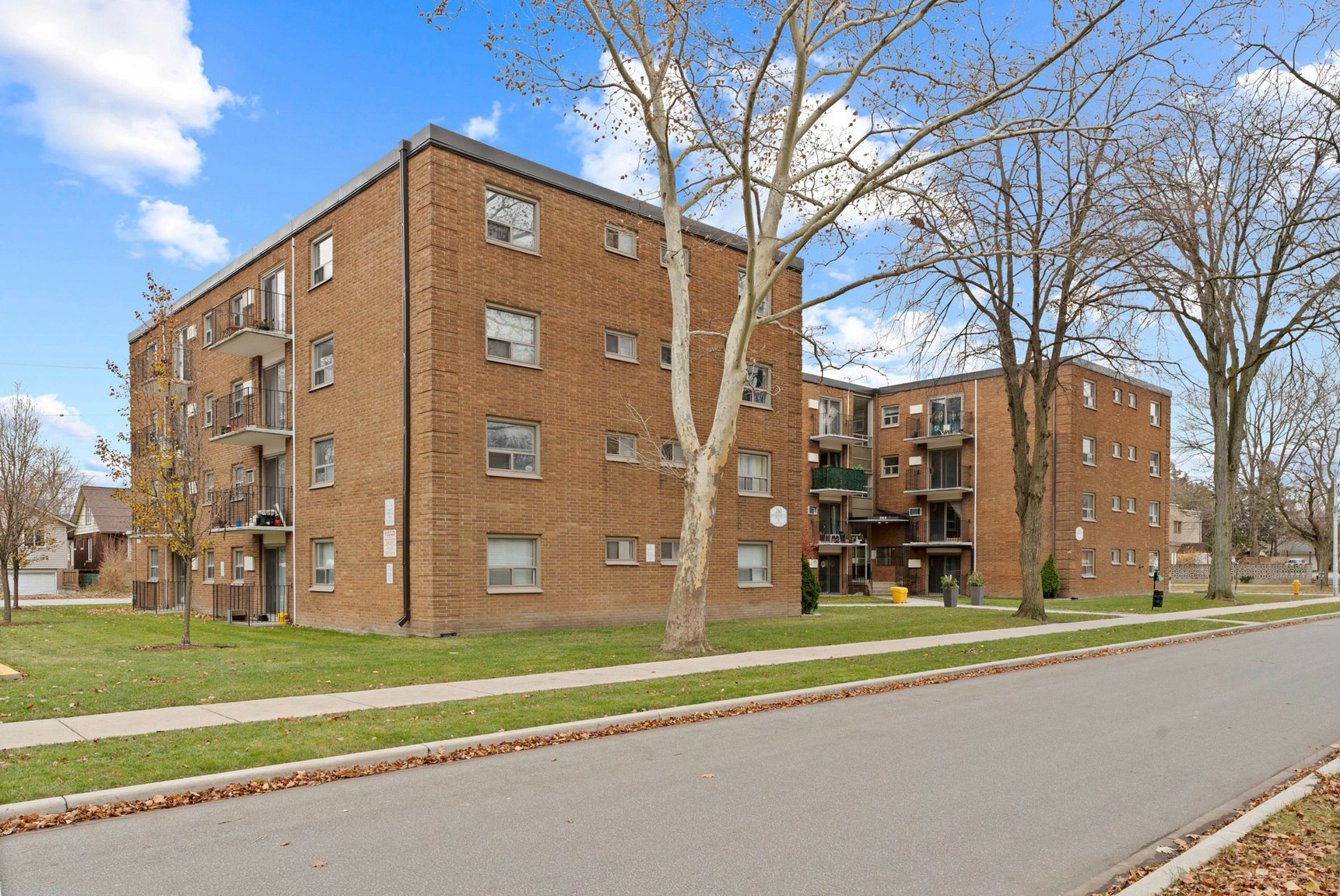 405-262 Randolph Place, Windsor, ON, N9B 2T3 - 4
