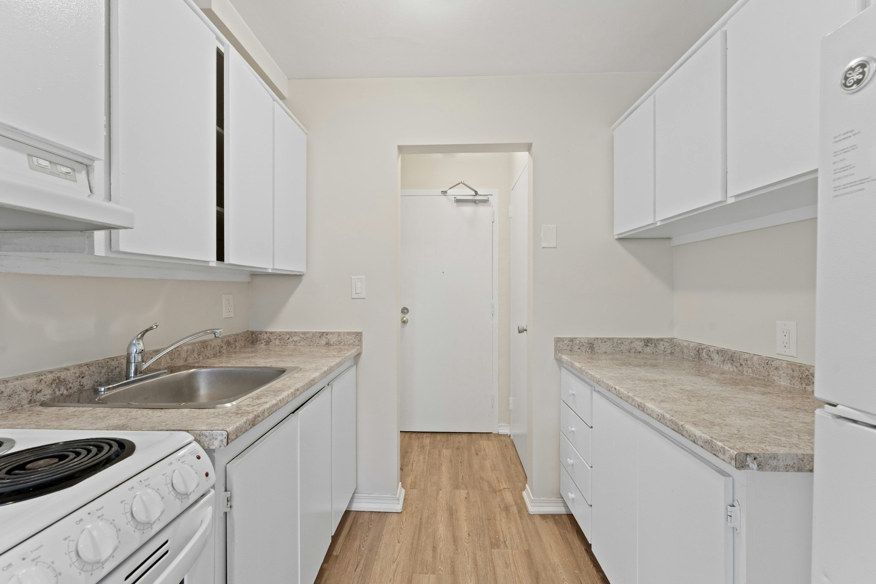 411-262 Randolph Place, Windsor, ON, N9B 2T3 - 13