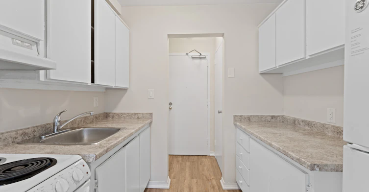 411-262 Randolph Place, Windsor, ON, N9B 2T3 - 13