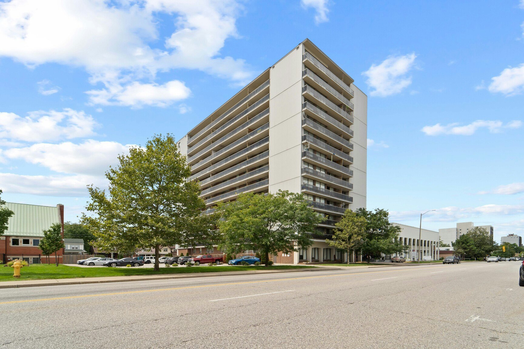 1545-107-1545 Ouellette Avenue, Windsor, ON, N8X 1K6
