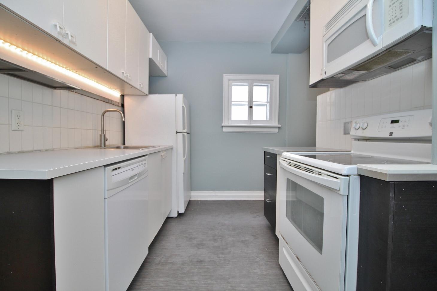 1-52 Pinehurst Avenue, Ottawa, ON, K1Y 1K4 - 8