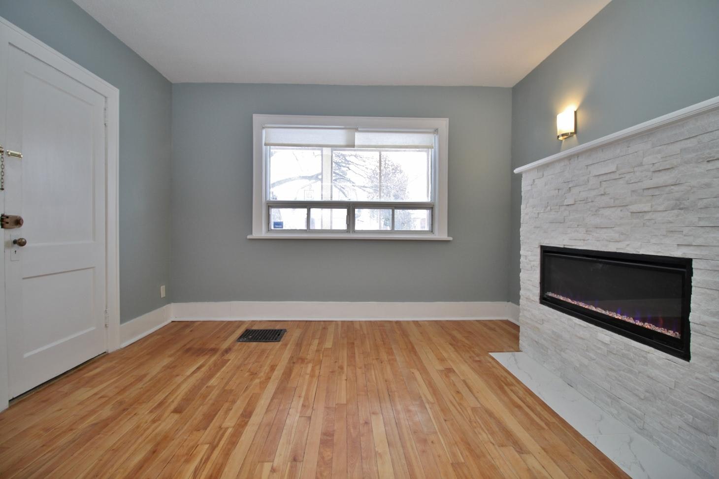 1-52 Pinehurst Avenue, Ottawa, ON, K1Y 1K4 - 4