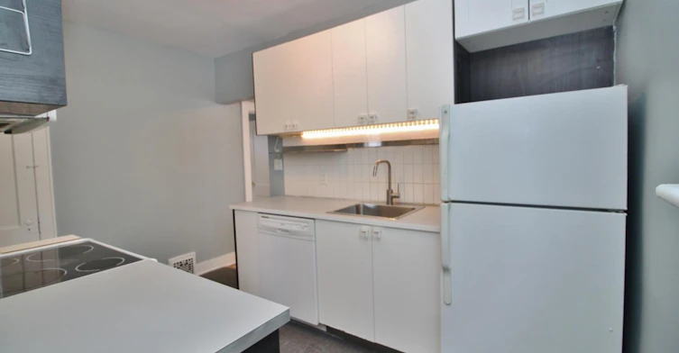 1-52 Pinehurst Avenue, Ottawa, ON, K1Y 1K4 - 9